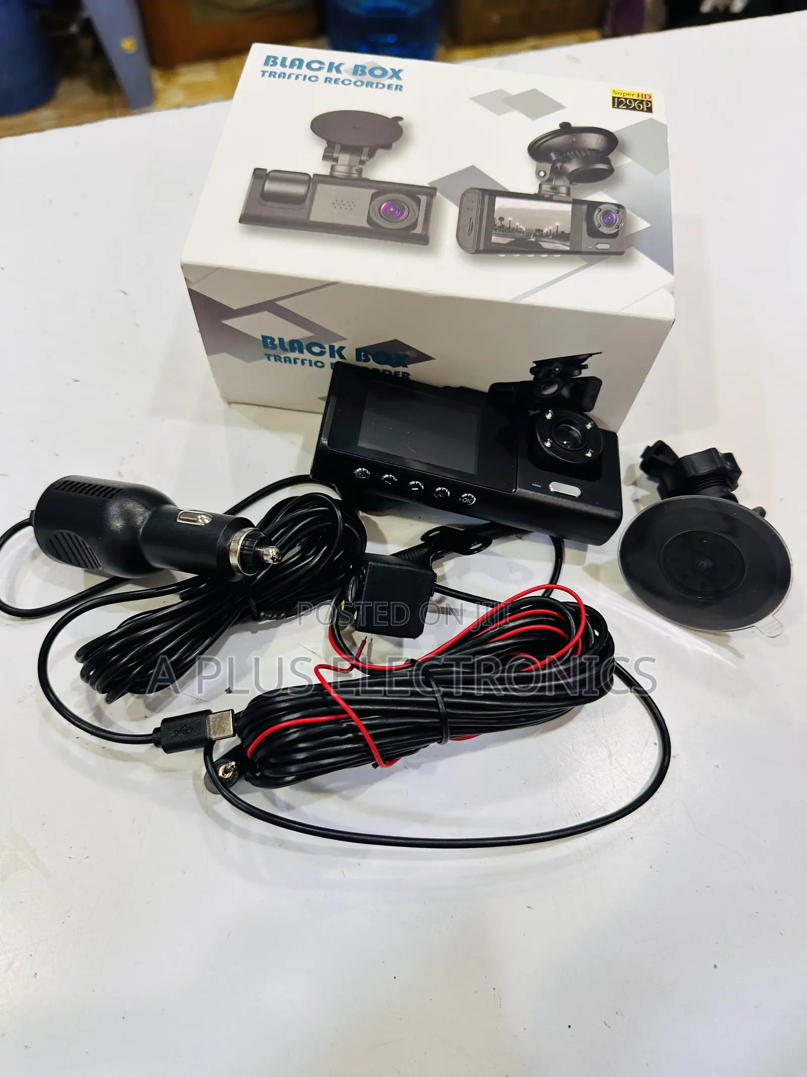 C309 Blackbox Dash Camera With 3 Cameras, Night Vision Wifi