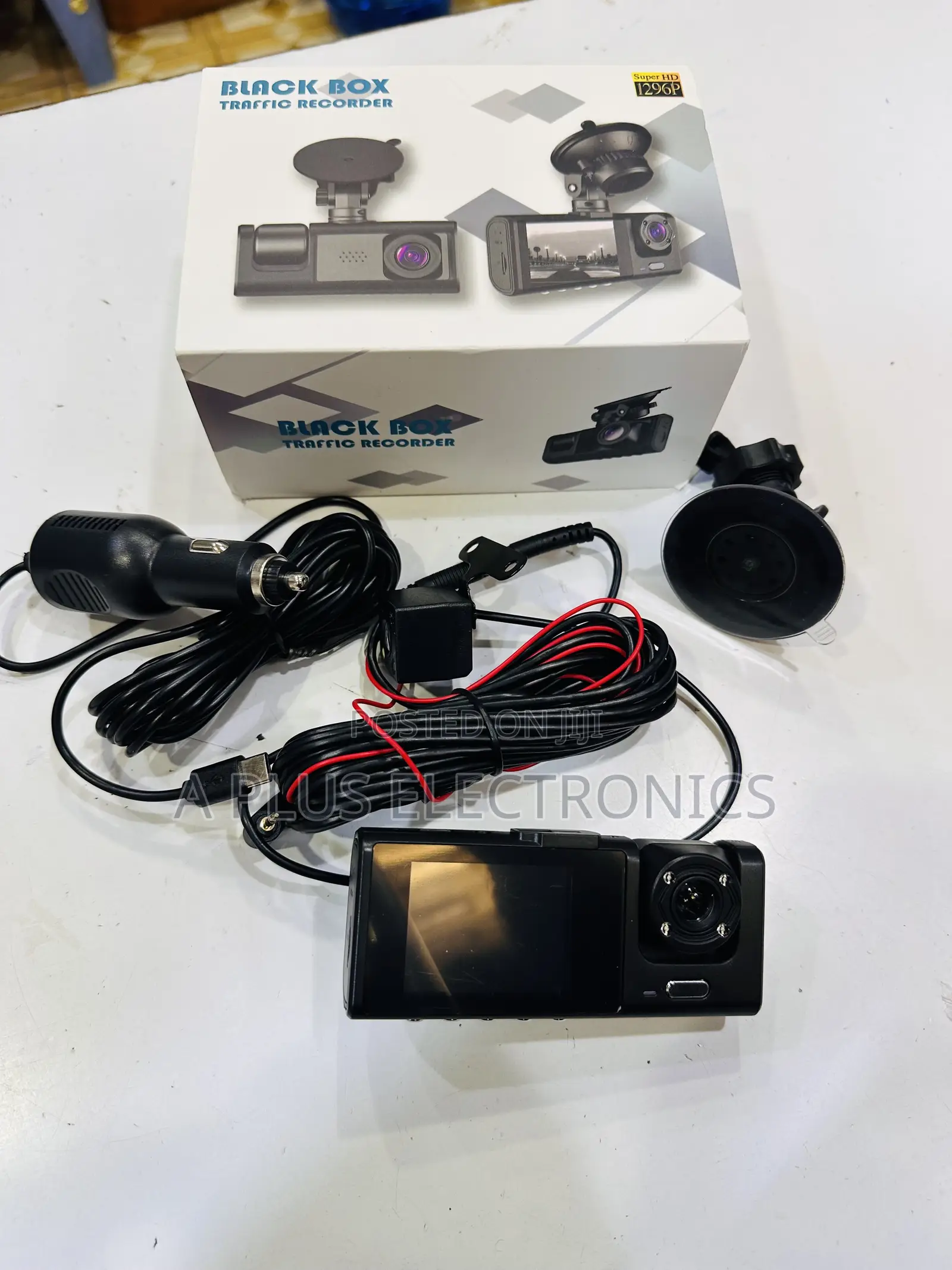 C309 Blackbox Dash Camera Smart 3-Camera Dash Cam With Wifi Support