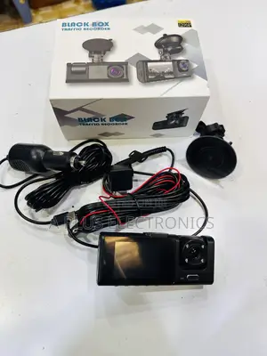 C309 Blackbox Dash Camera Smart 3-Camera Dash Cam With Wifi Support