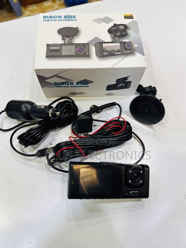 C309 Blackbox Dash Camera Smart 3-Camera Dash Cam With Wifi Support - main view
