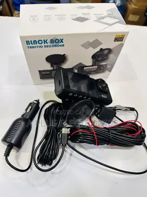 C309 Blackbox Dash Camera Advanced 3-Camera Dash Cam With Wifi