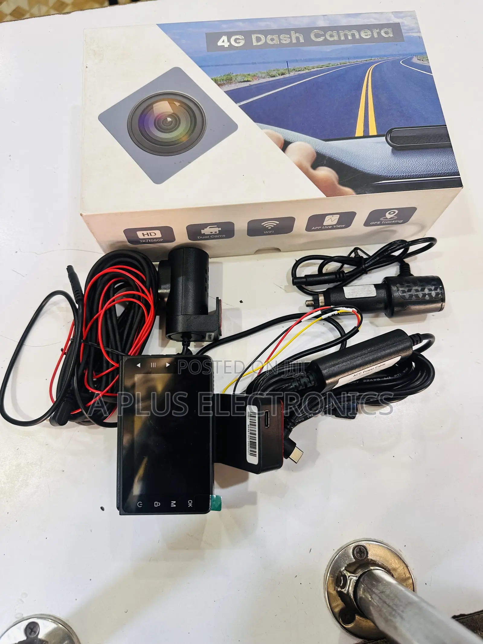 P83 4g Car Dash Camera – Dual Lens Sim Enabled