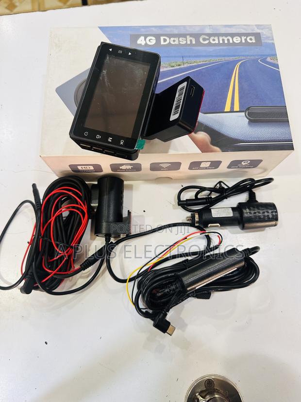 P83 4g Car Dash Cam With 2 Cameras + Sim Slot