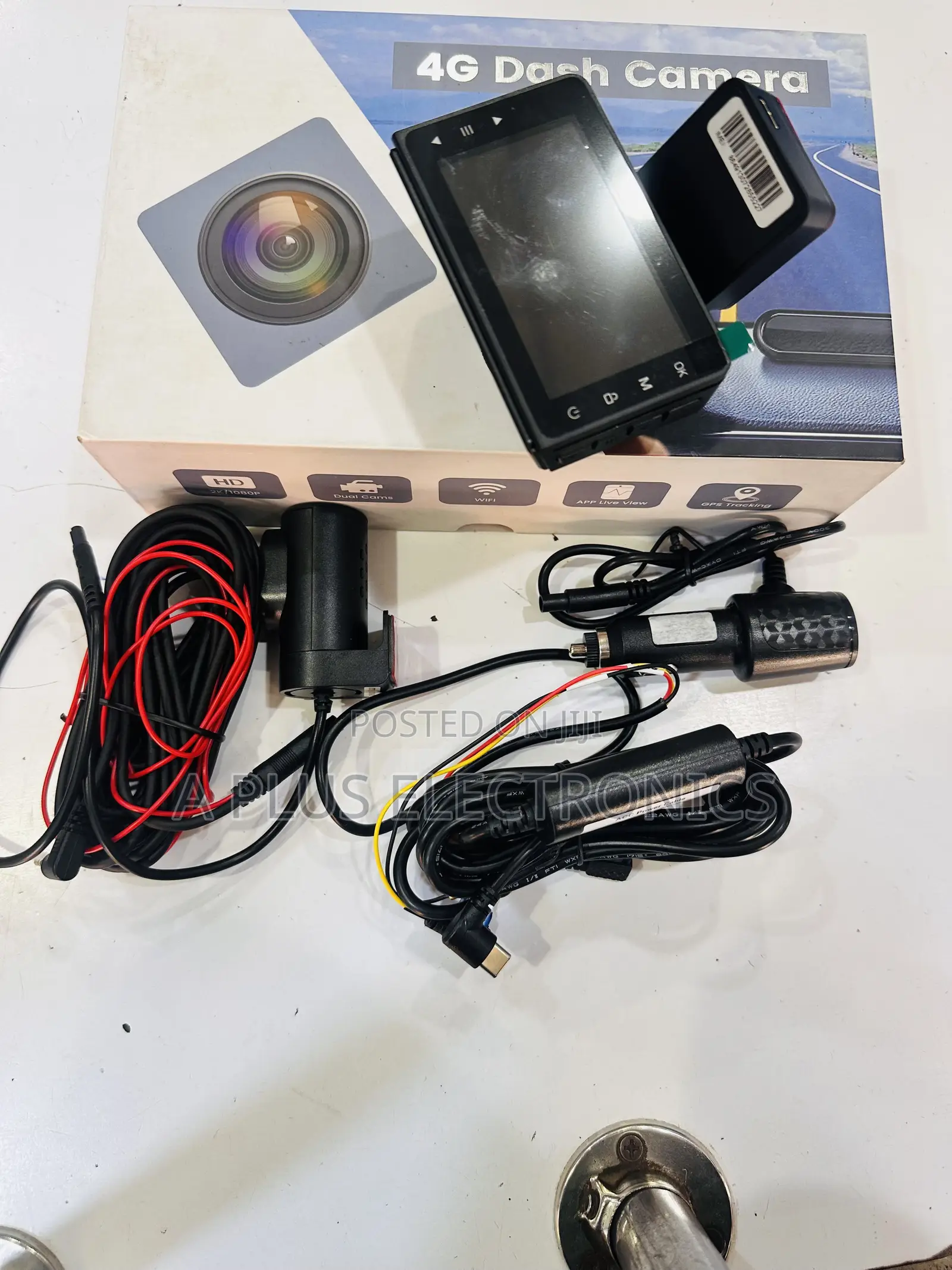 P83 4g Dash Cam With Live 4g Sim Connectivity
