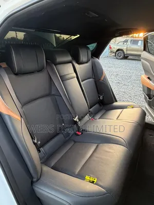 Toyota Crown XLE 2023 White