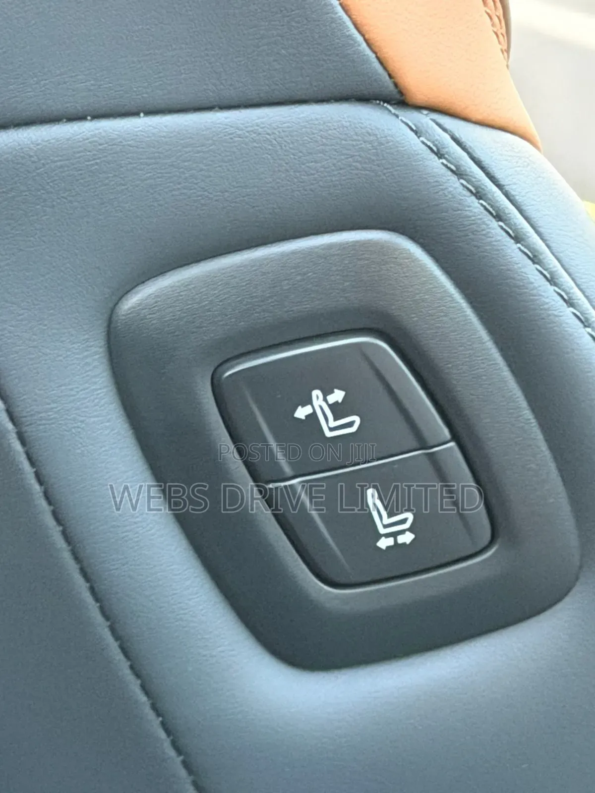 Toyota Crown XLE 2023 White