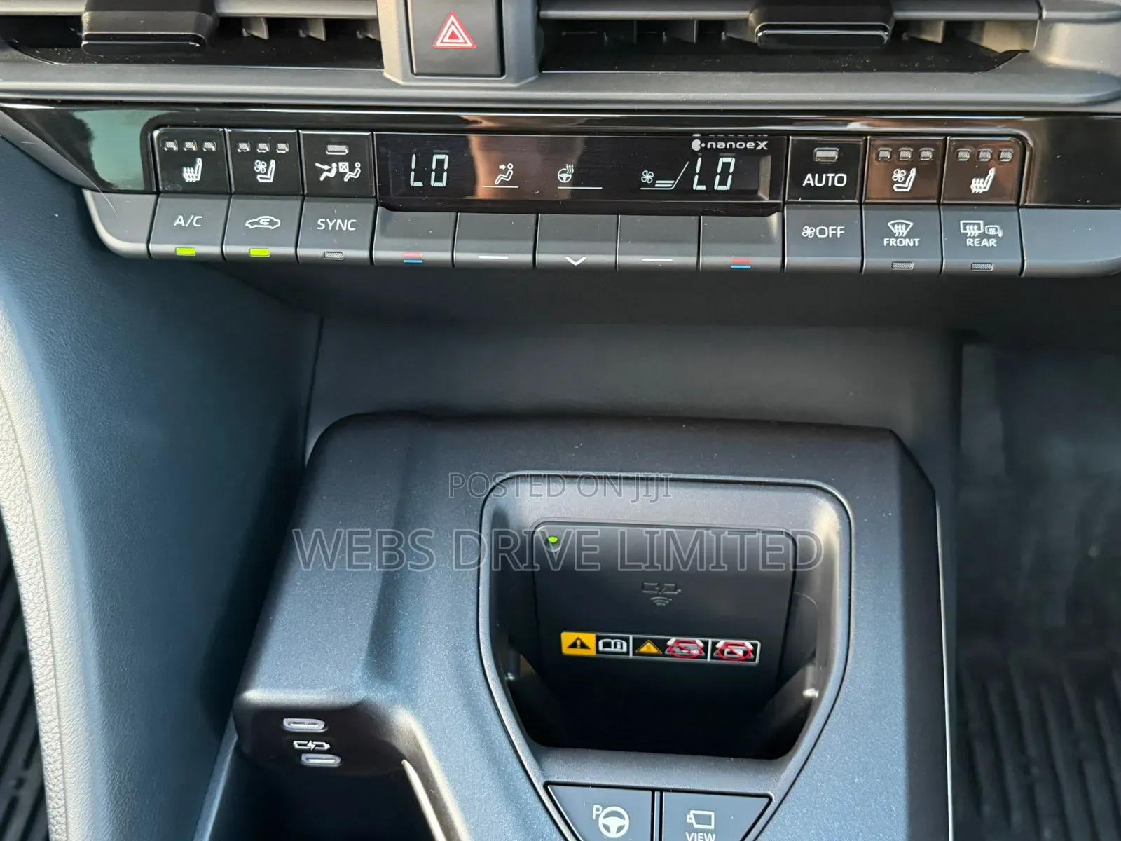 Toyota Crown XLE 2023 White