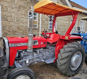 Massey Ferguson 240 - thumbnail 2