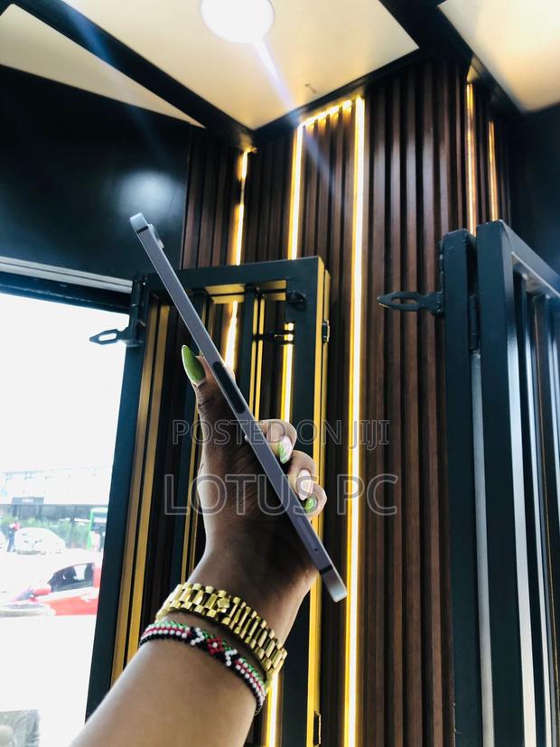 Apple iPad mini 6 64 GB Gray - thumbnail 3