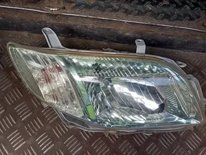 Fielder 2010 Headlight