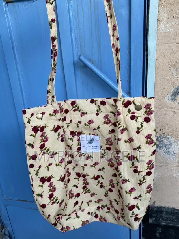 Cute Totebags - main view