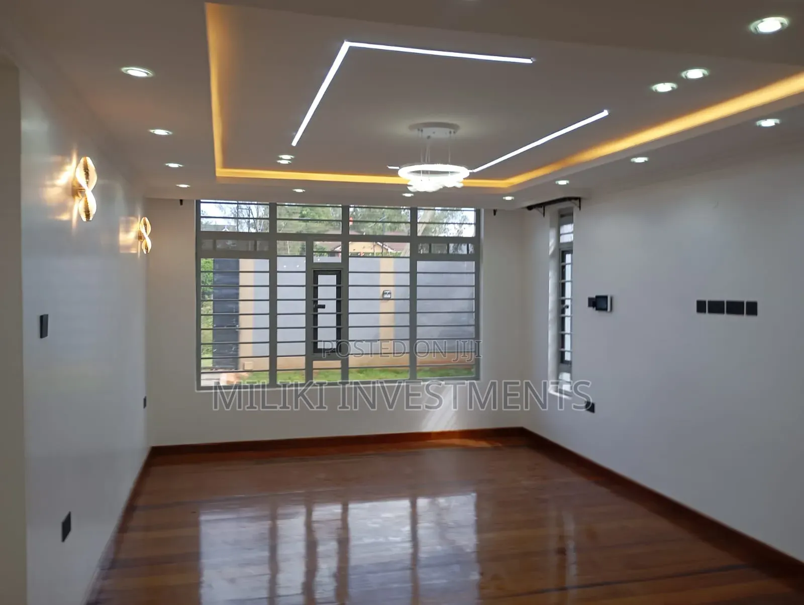 5bdrm Maisonette in Varsity Ville, Kamakis for sale