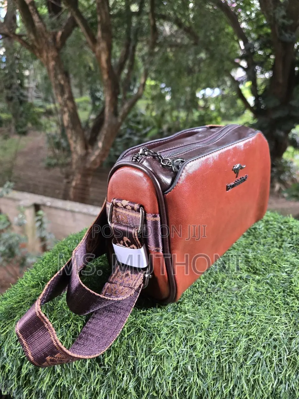Women's Vintage Faux Leather Crossbody Shoulder Bag