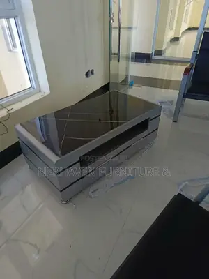 Modern Living Space Coffee Table – Elegant Stylish