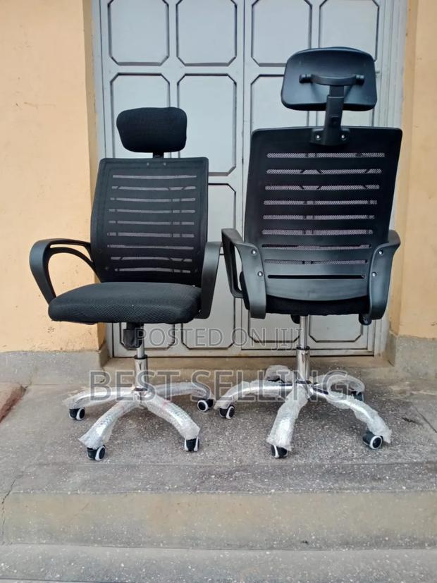 Strong and Durable Headrest Office Chair