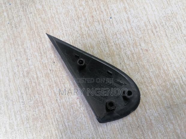 Nissan Latio Sidemirror Finisher