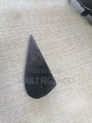 Nissan Latio Sidemirror Finisher