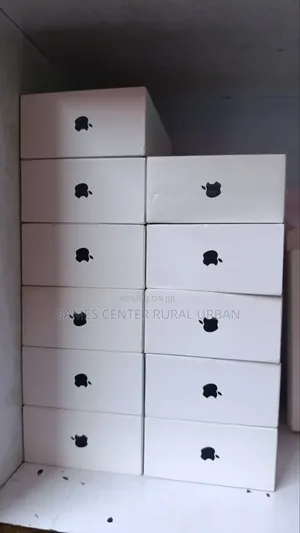 Apple Airpods 4 Active Noise Cancelation