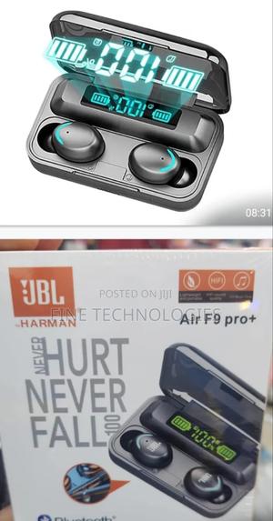 JBL Earpods - main view