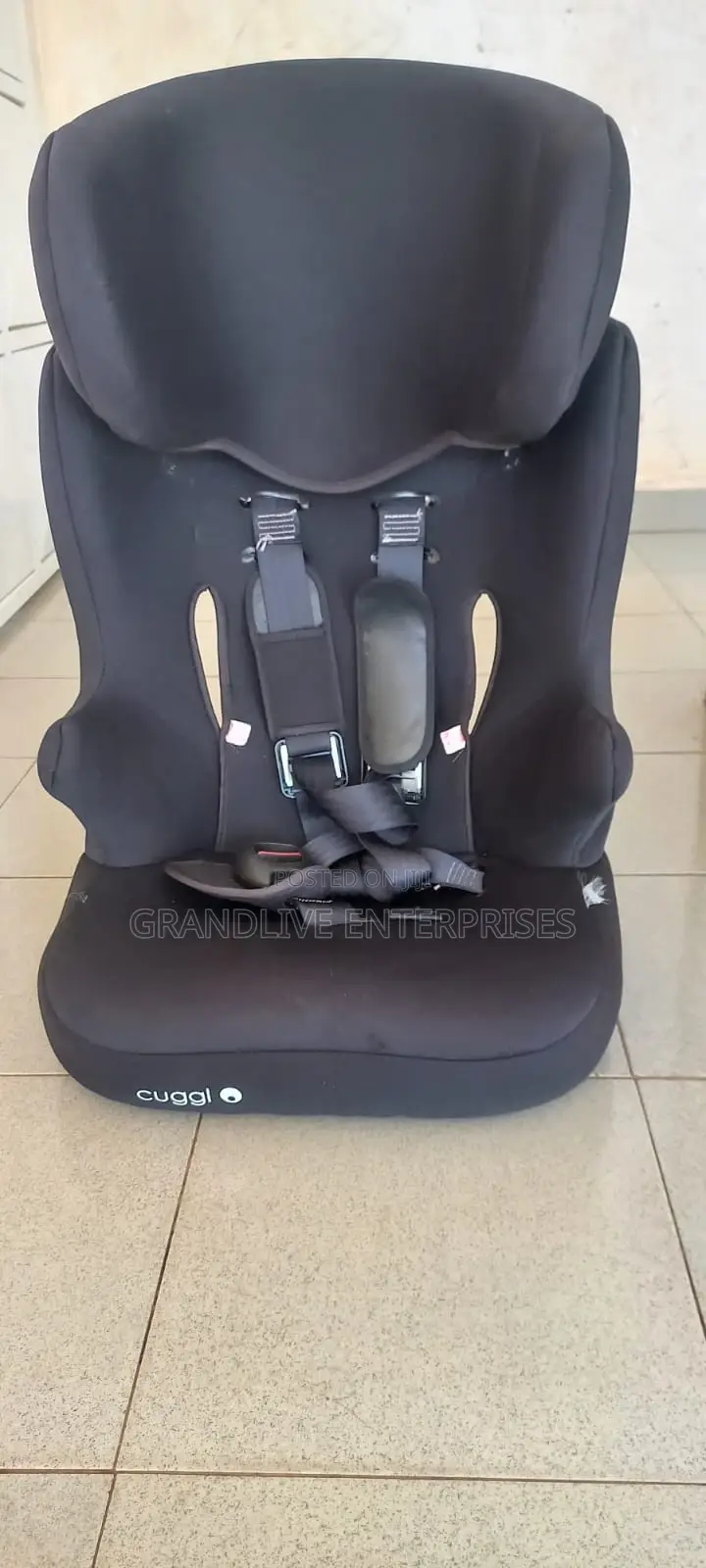 Cuggl Baby Car Seat – Very Clean Strong