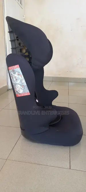 Cuggl Baby Car Seat – Very Clean Strong