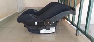 Baby Car Seat / Infant Carrier – Very Clean - thumbnail 2