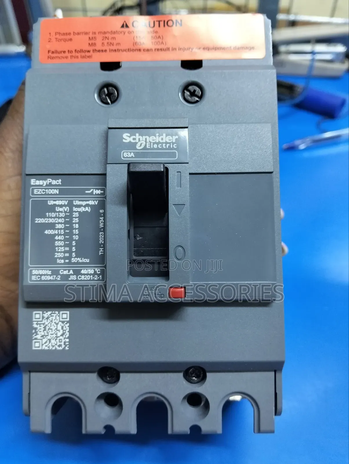 Schneider McCb