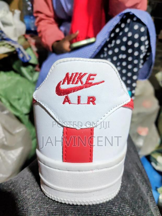 Nike Air Force - thumbnail 4