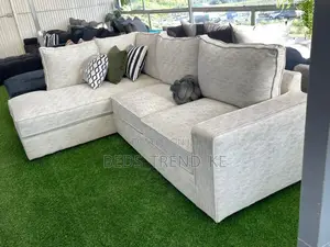 Prioritised 6 Seater L Seat