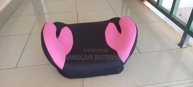 Kids Car Booster Seat – Clean Comfortable - main view