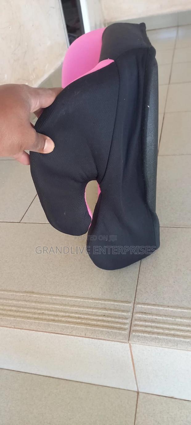 Kids Car Booster Seat – Clean Comfortable - thumbnail 3