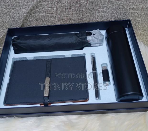 Corporate Gift Pack - main view