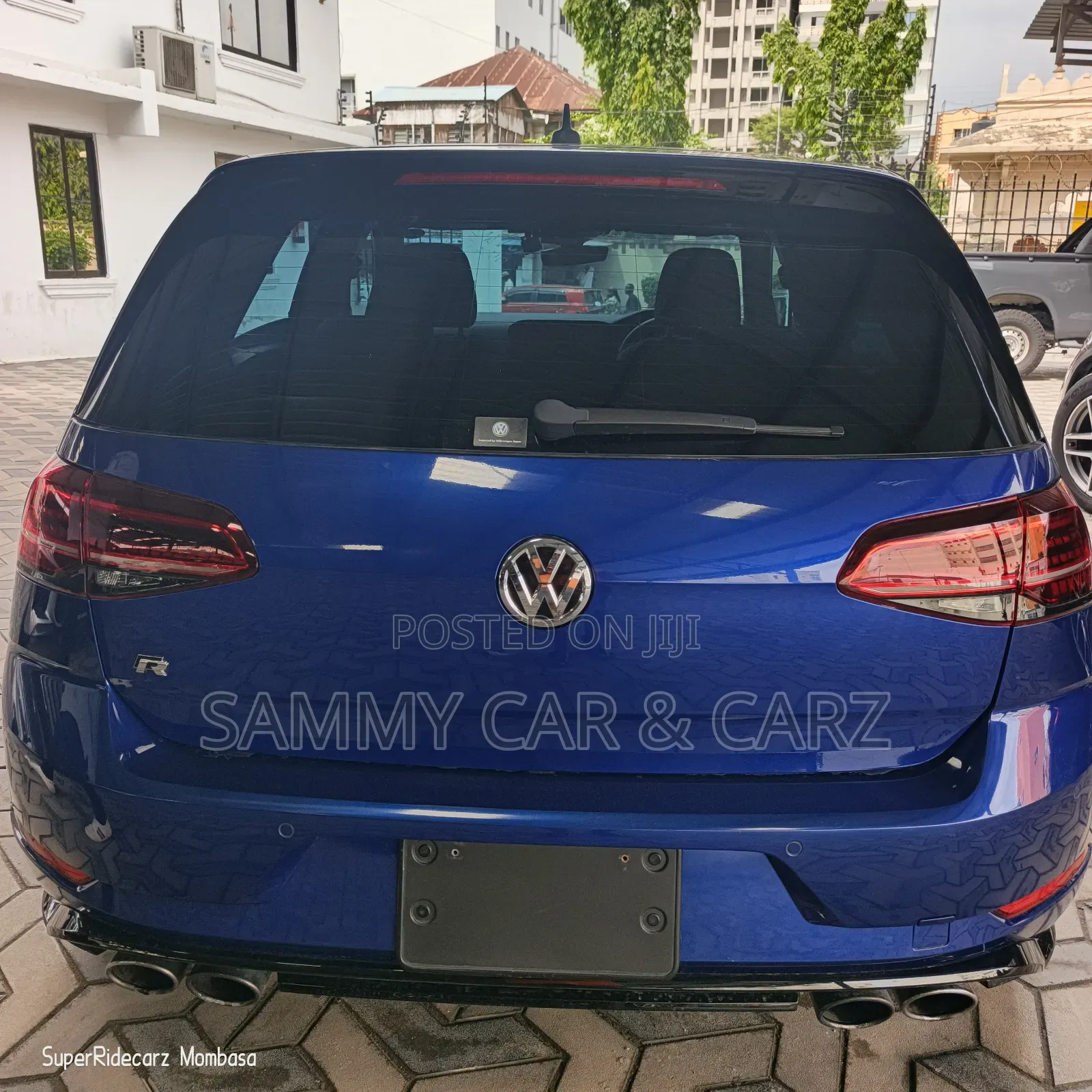 Volkswagen Golf R 4-Door w/DCC & Navigation 2019 Blue