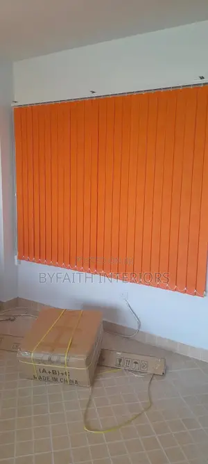 Balanced Natural Light With Window Blinds