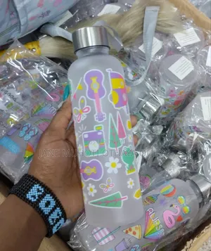 *Bottles*
Capacity 600ml