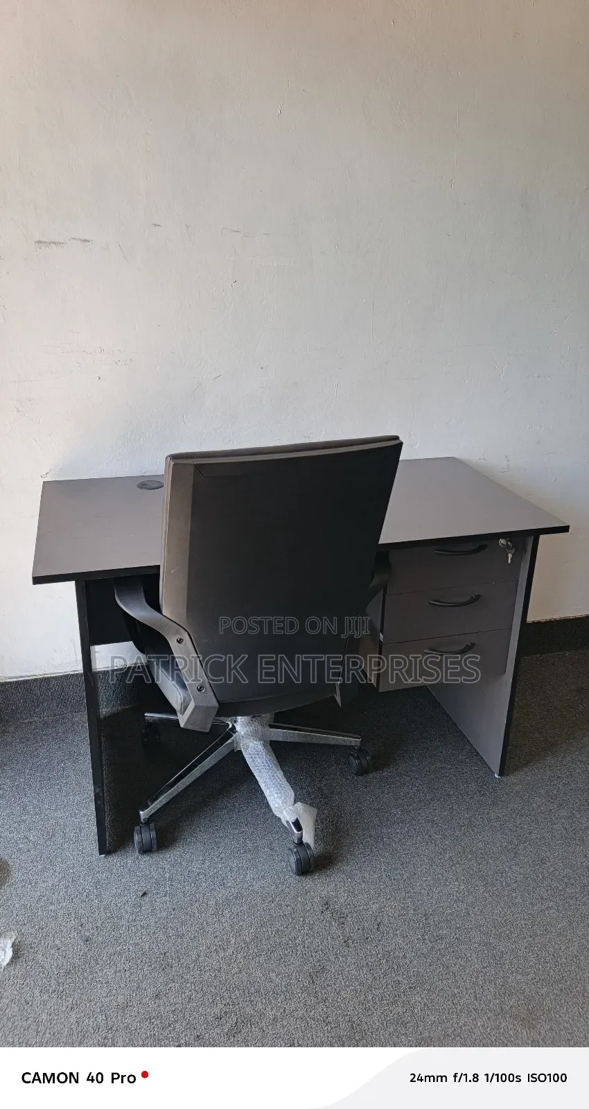 1.2 Mtr Office Gray Desk + Executive Officer Leather Chair