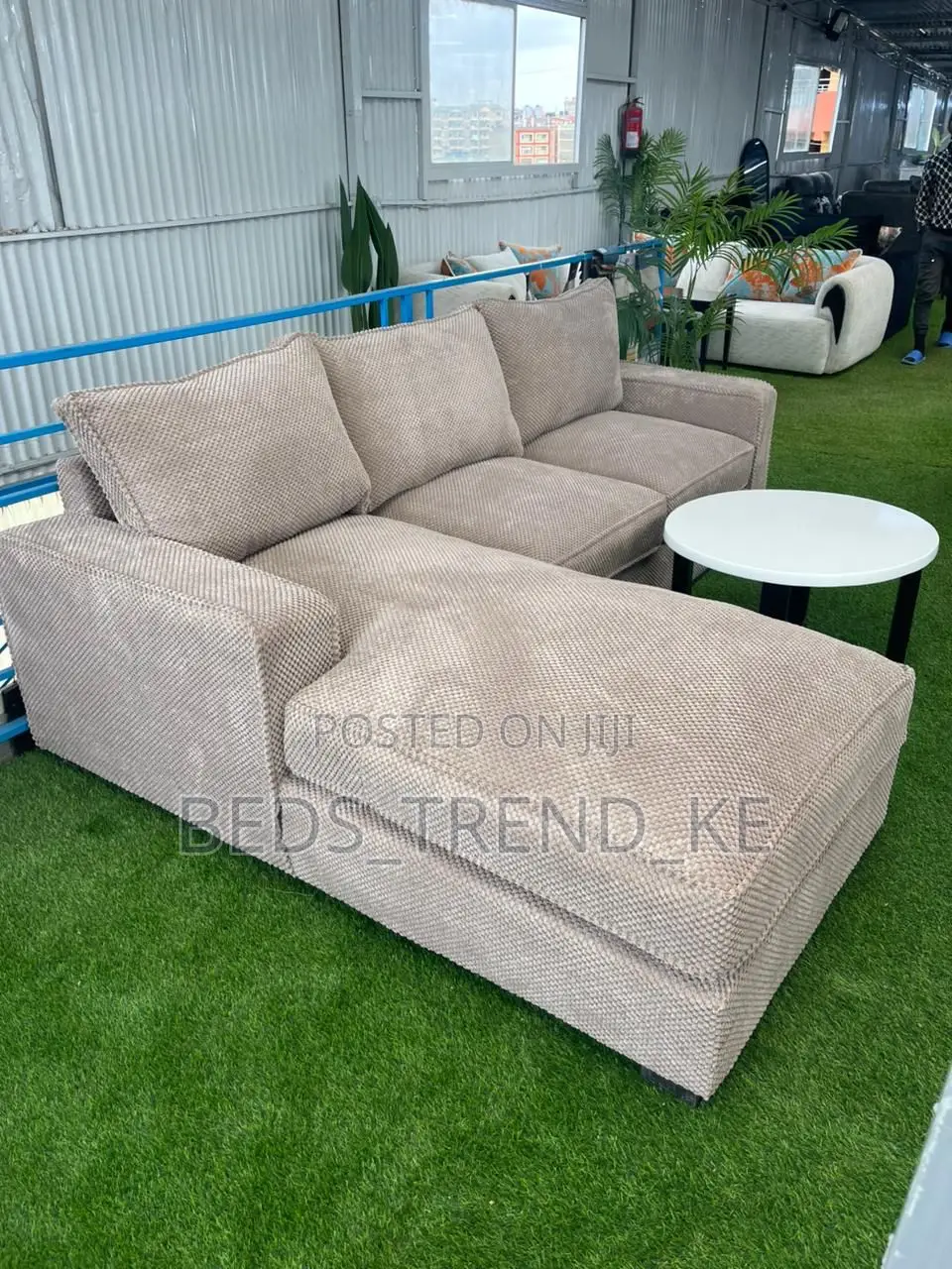 Tricky 6 Seater L Seat