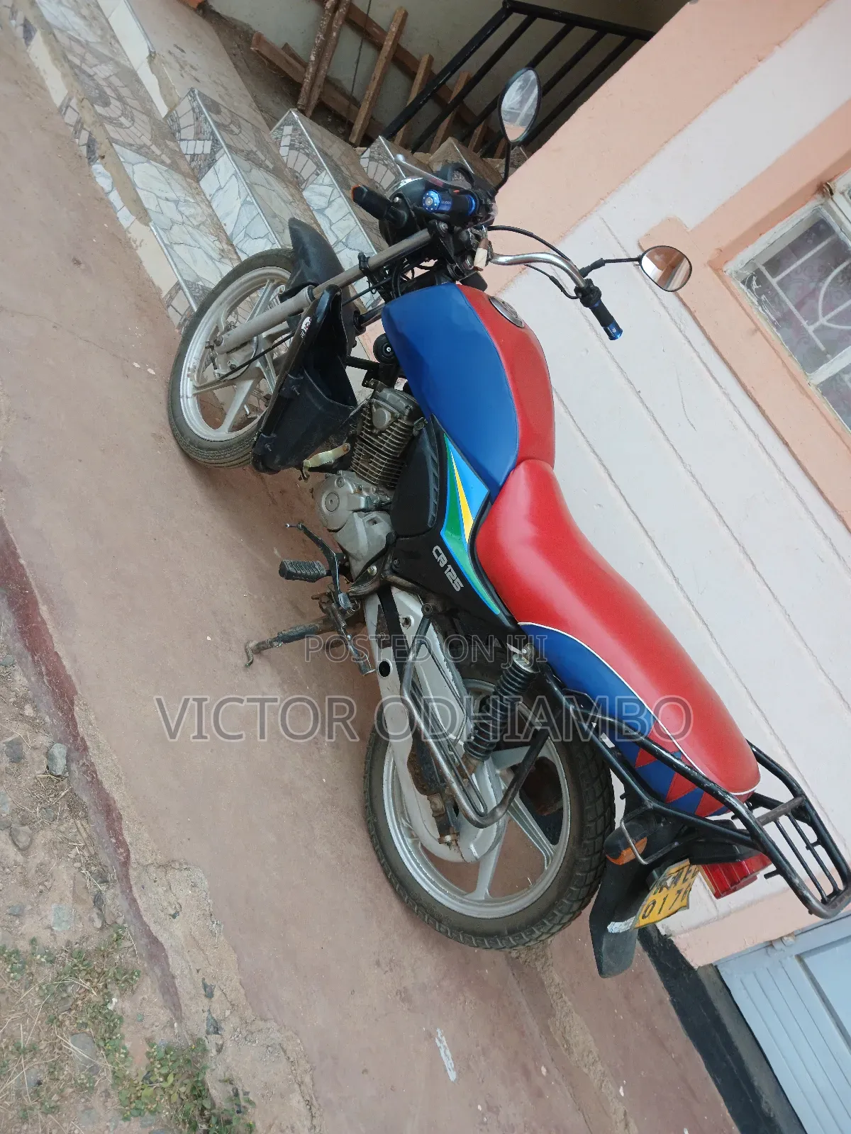 Honda CB 2018 Blue