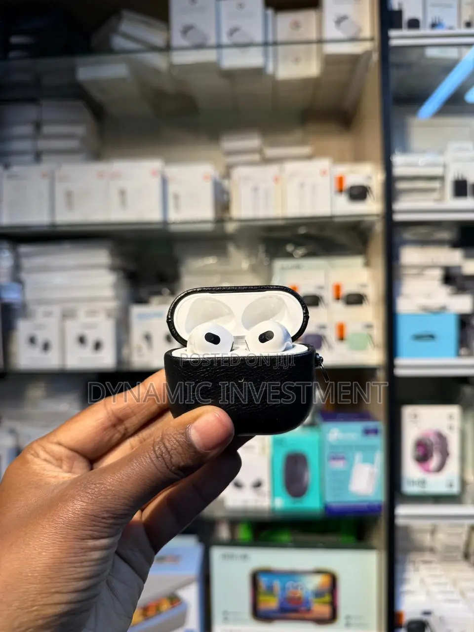 Luxury Soft Leather Metal Keychain Shockproof Airpods 3 Case/Cover