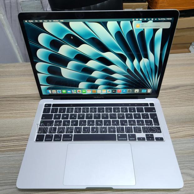 Laptop Apple MacBook Pro 2020 32GB Intel Core I7 SSD 512GB
