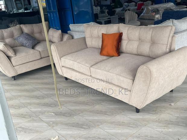 Bold Soft 5 Seater Butterfly Sofa
