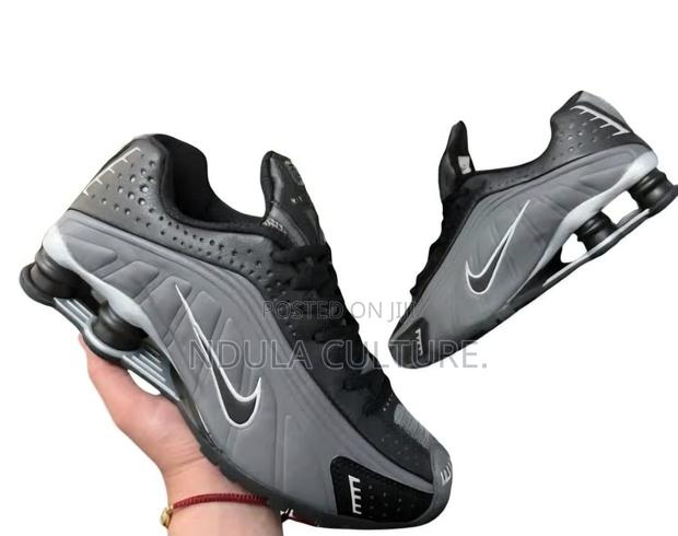 Trending Nike Shox R4 - thumbnail 8
