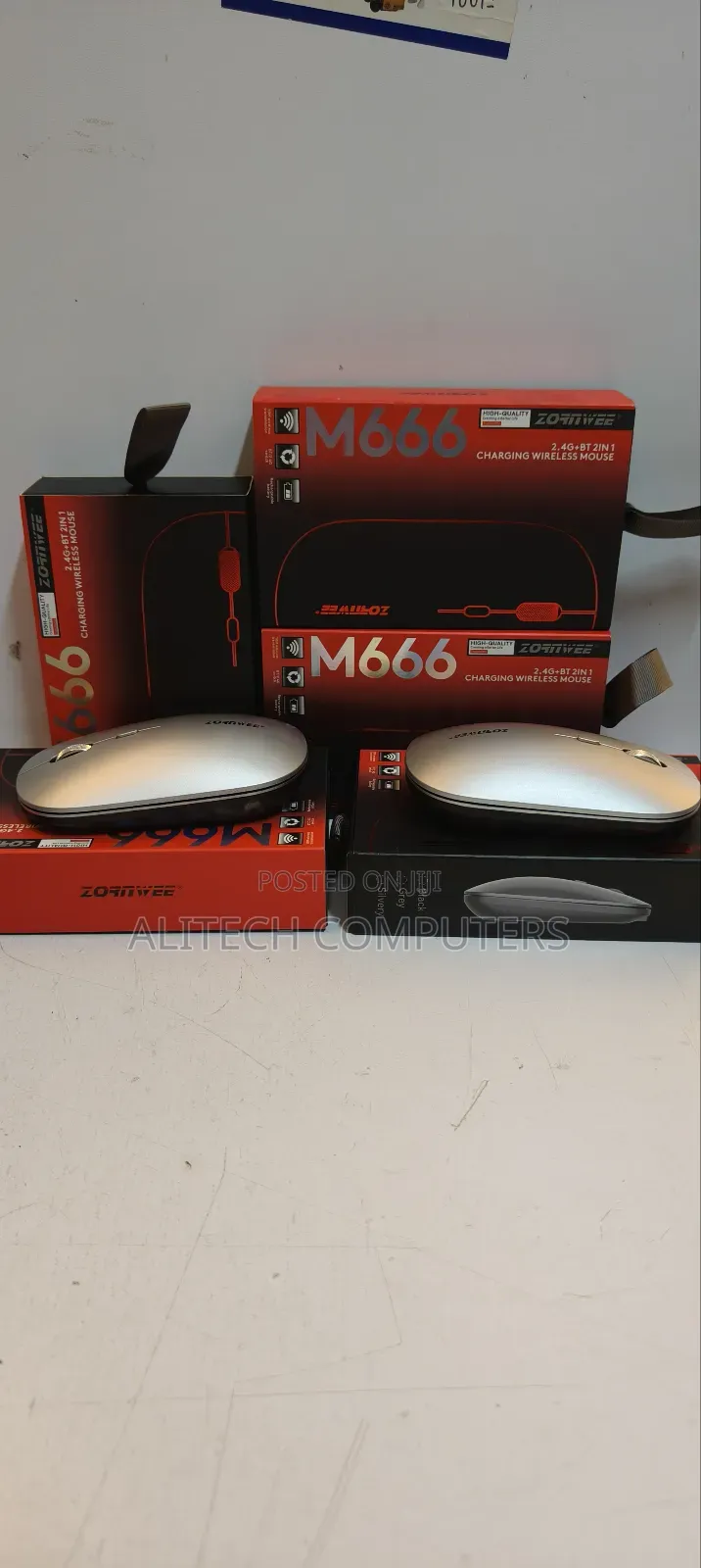 Charging Wireless Mouse M666