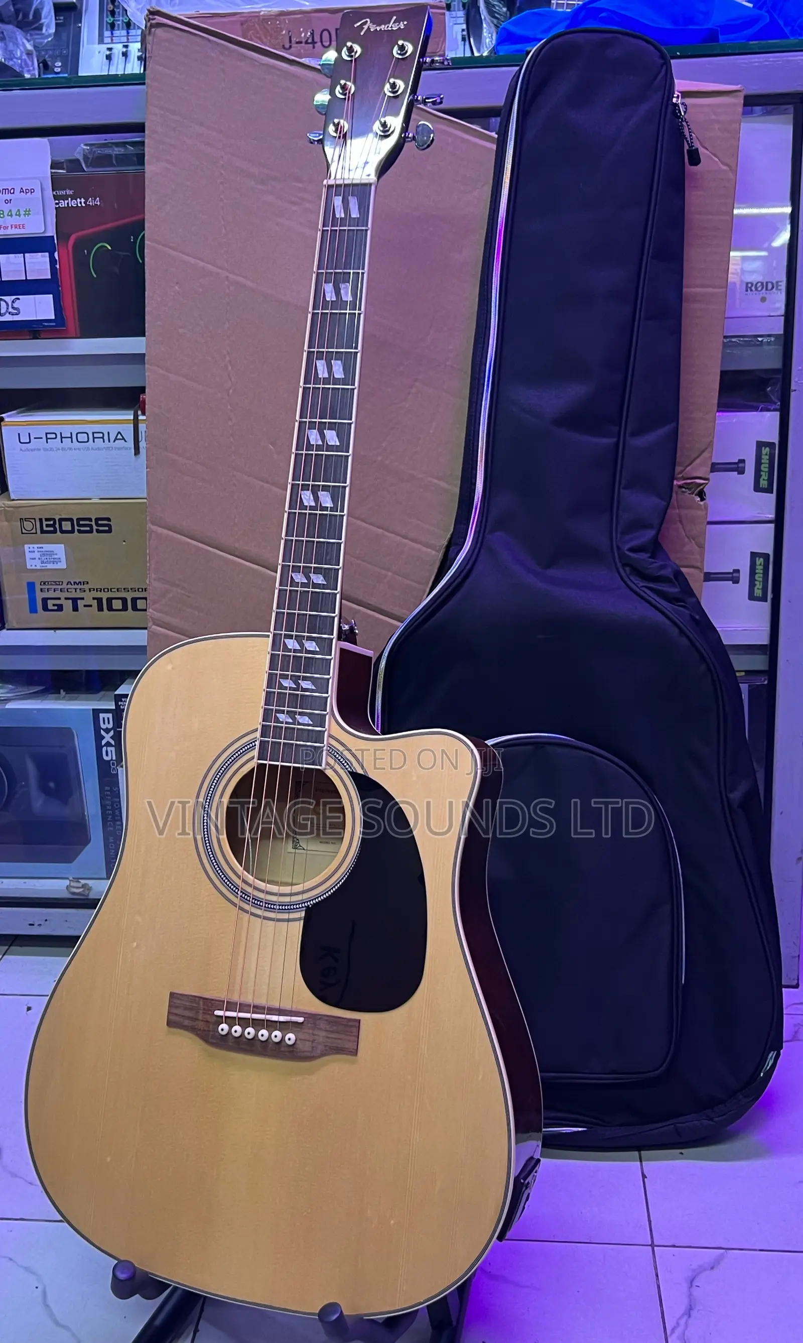 Fender 41eq Semi Acoustic Guitar +Gig Bag