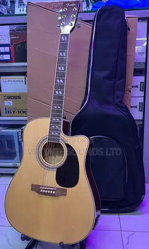 Fender 41eq Semi Acoustic Guitar +Gig Bag