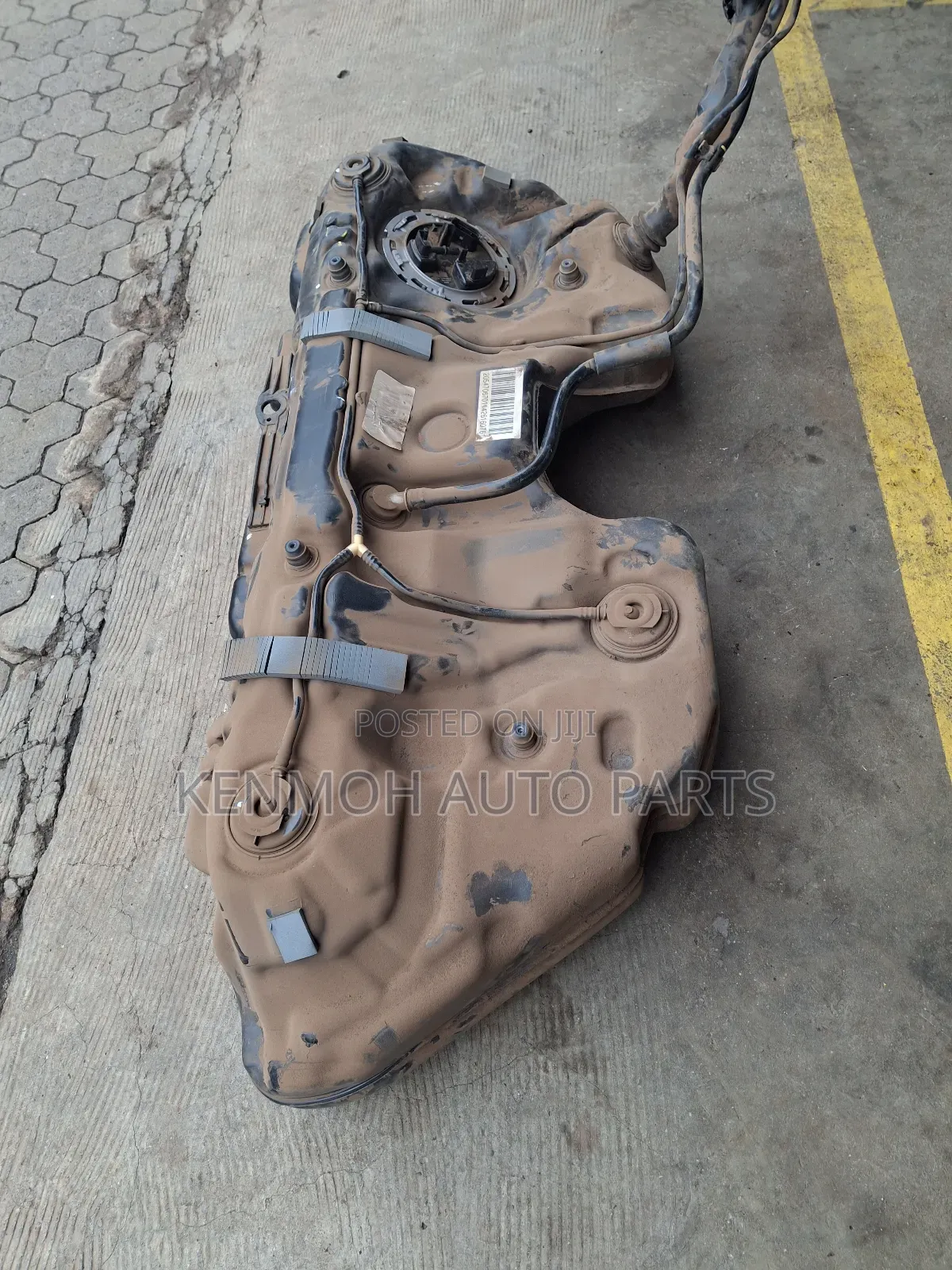 Benz C200 Complete Fuel Tank