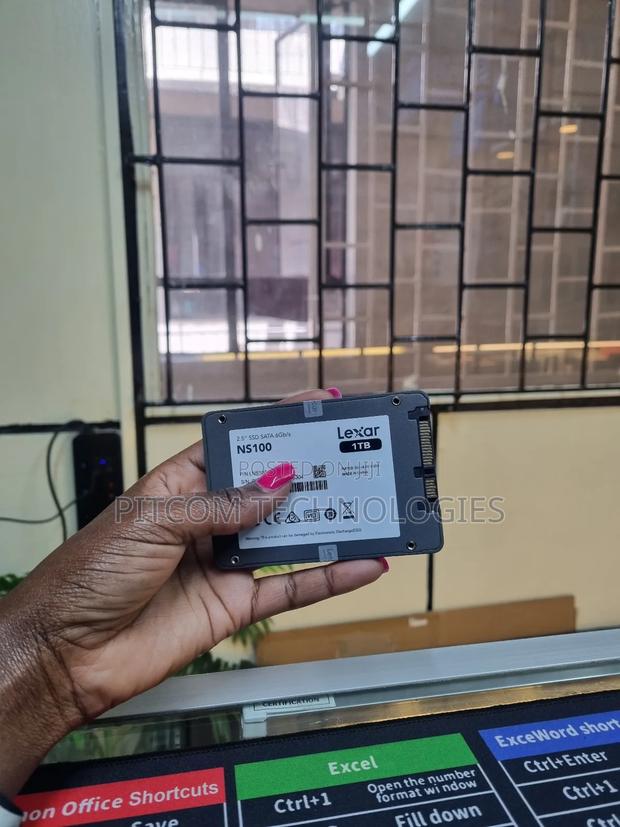 Lexar 2.5" 1tb SSD - thumbnail 4