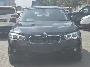 BMW 118i 2018 Black