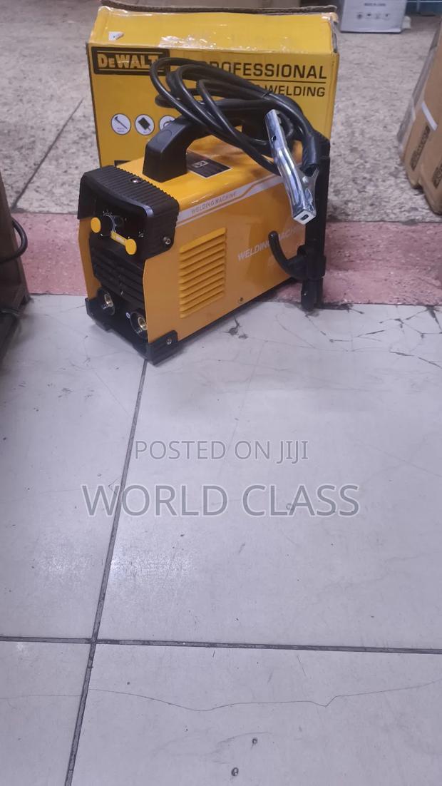 Industrial Dewalt 500ah Welding Machine - main view
