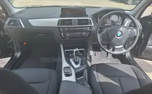 BMW 118i 2018 Black
